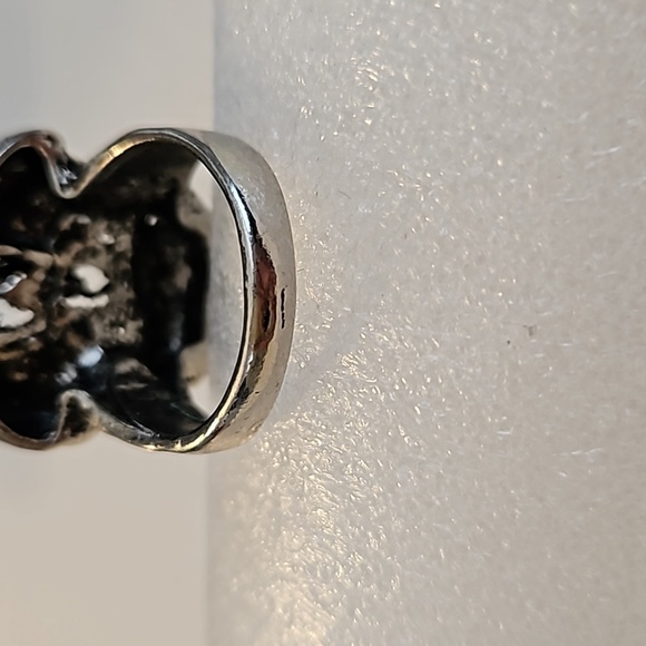 KNUCKLEHEAD Silvertone Size 13.5 Ring - Picture 6 of 6